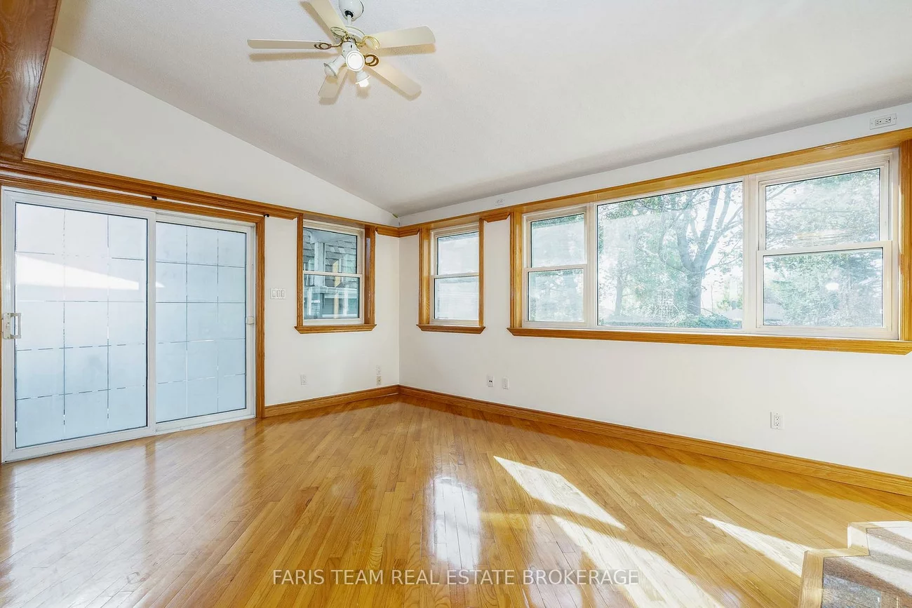 31, Napier, Codrington, Barrie