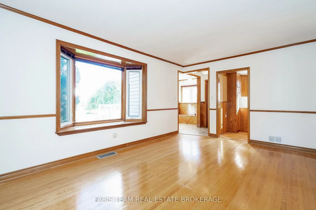 31, Napier, Codrington, Barrie