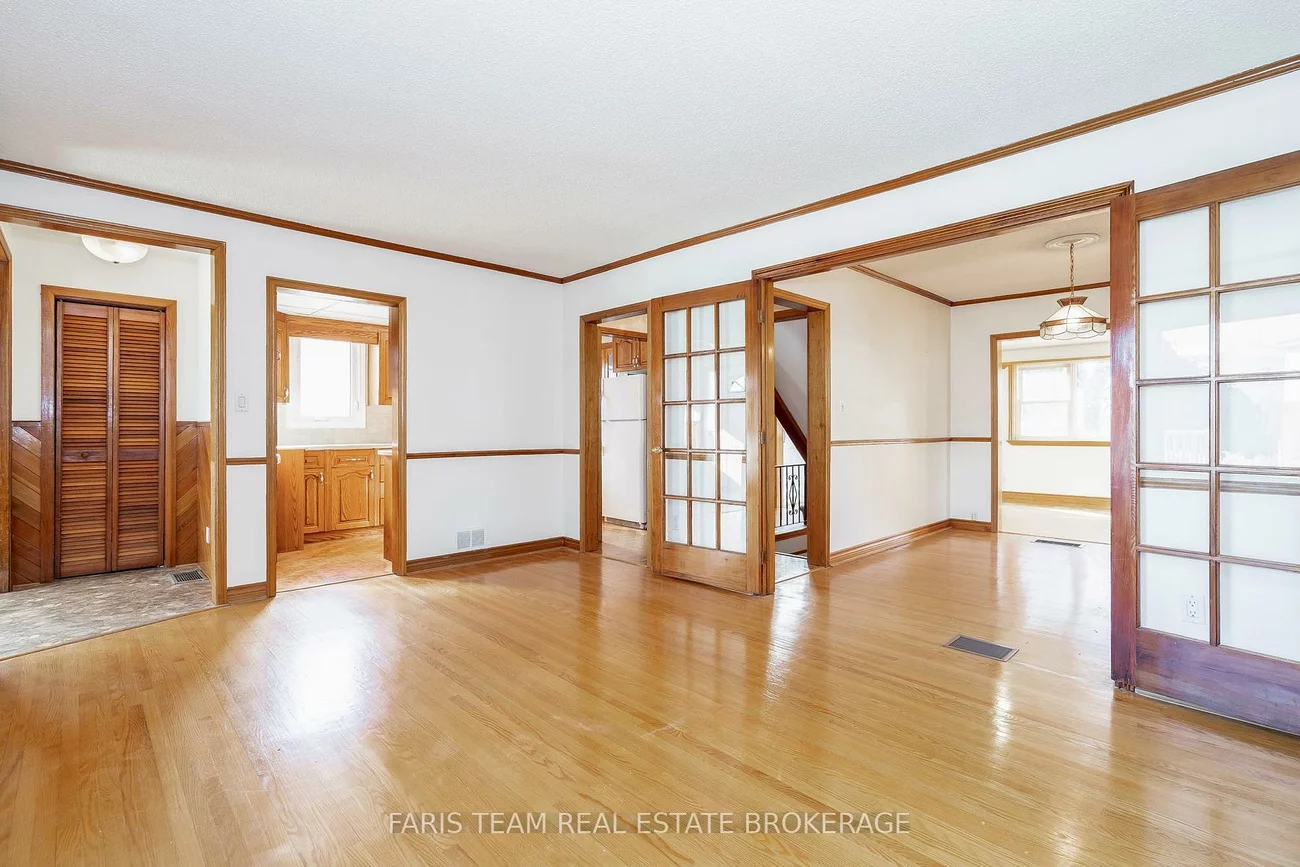 31, Napier, Codrington, Barrie
