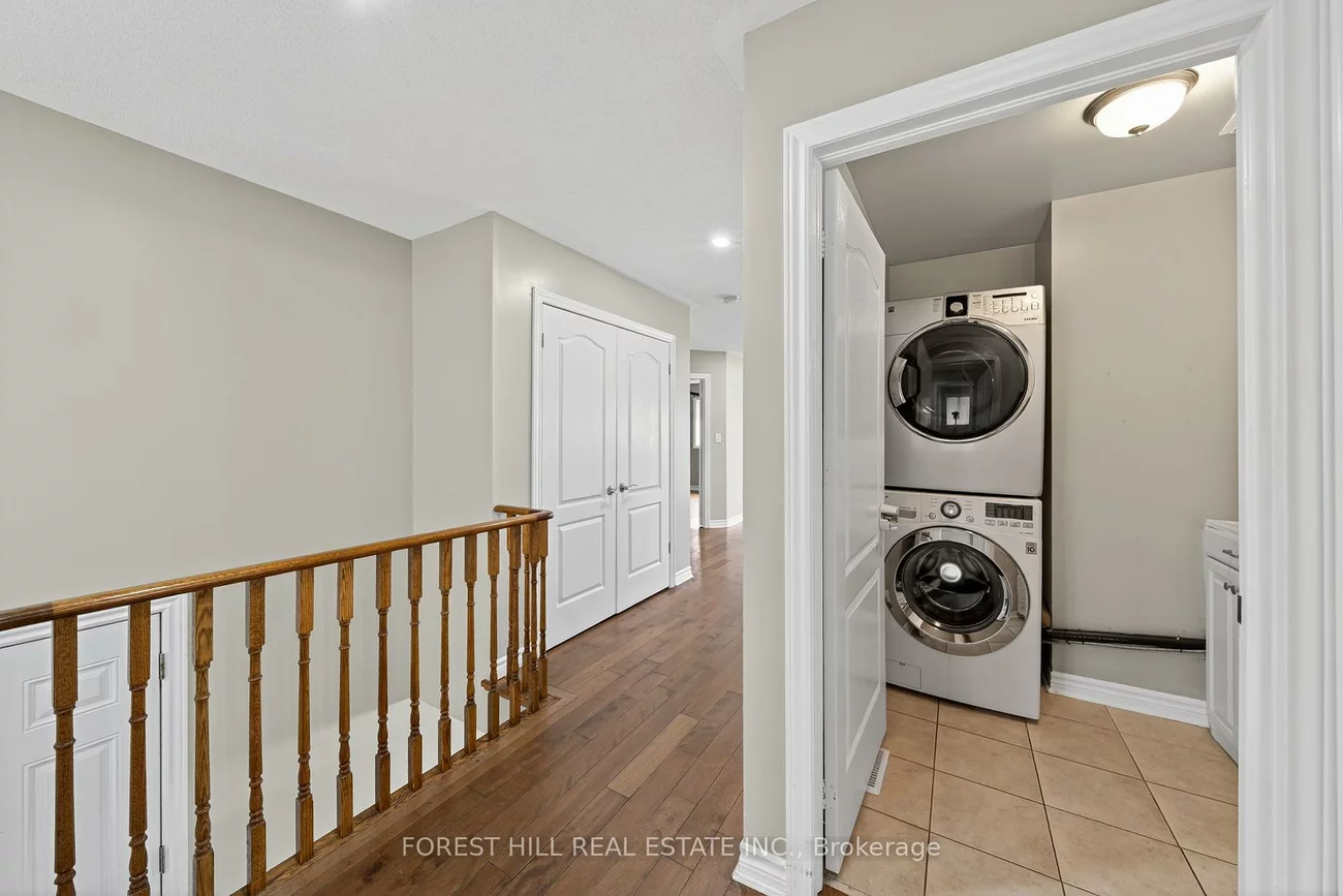 70, Diana, Innis-Shore, Barrie