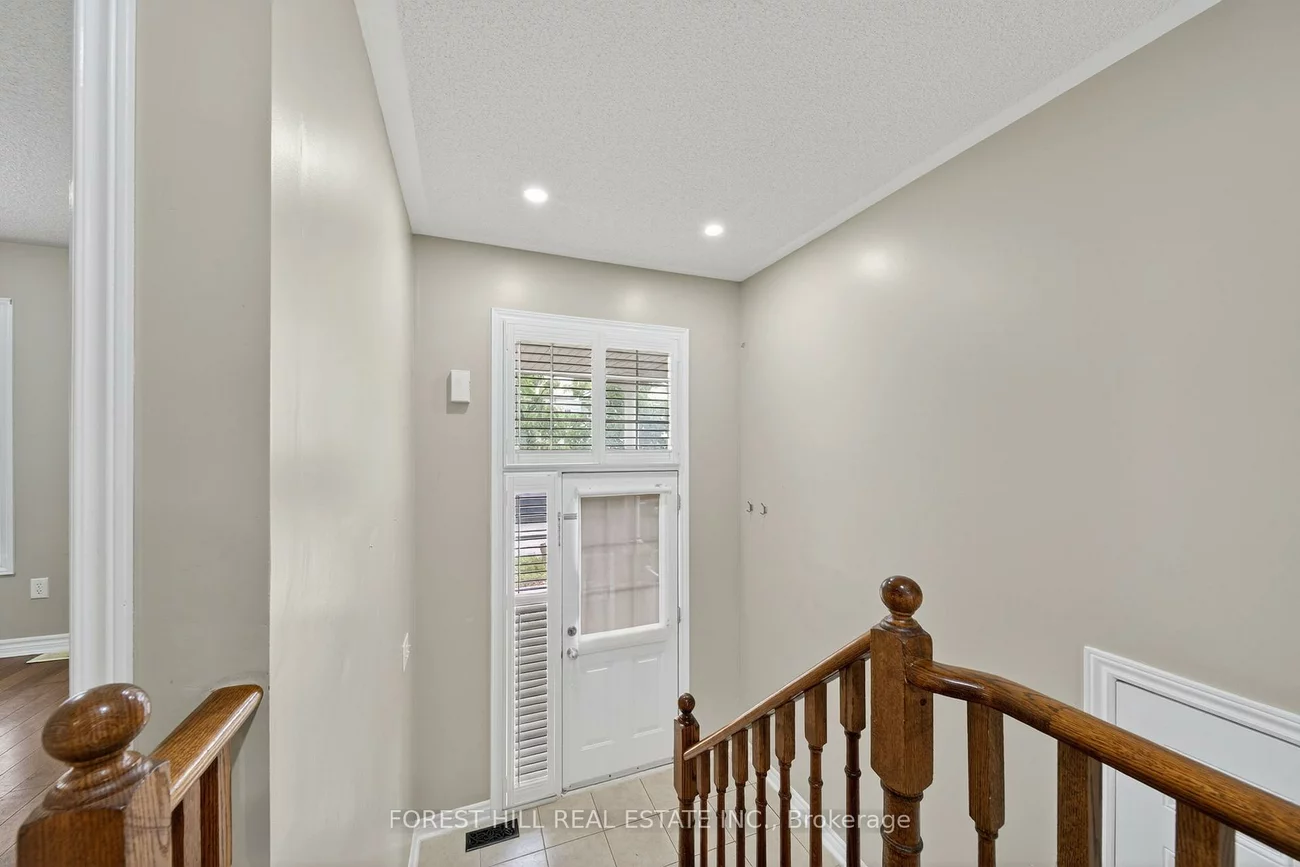 70, Diana, Innis-Shore, Barrie