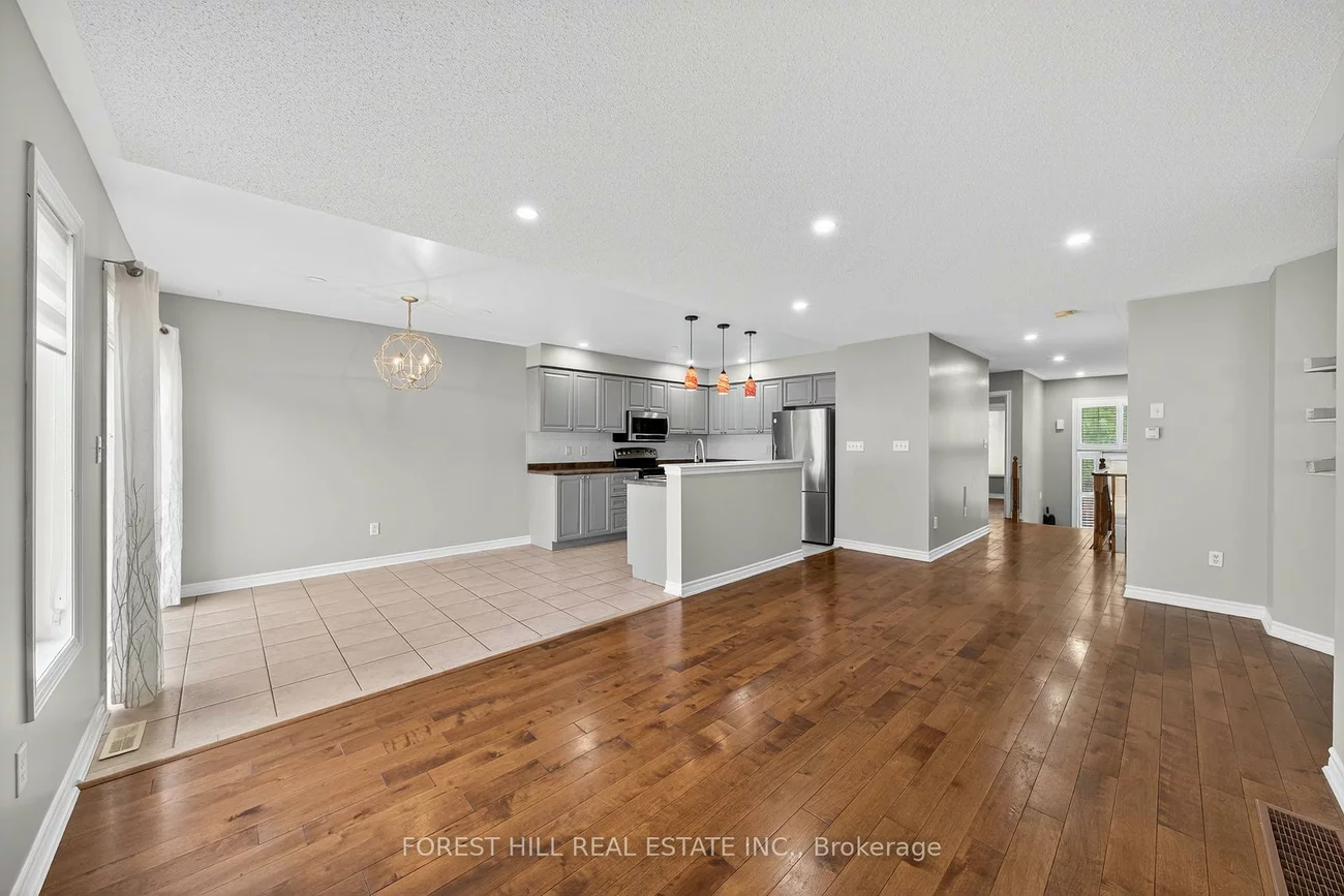 70, Diana, Innis-Shore, Barrie