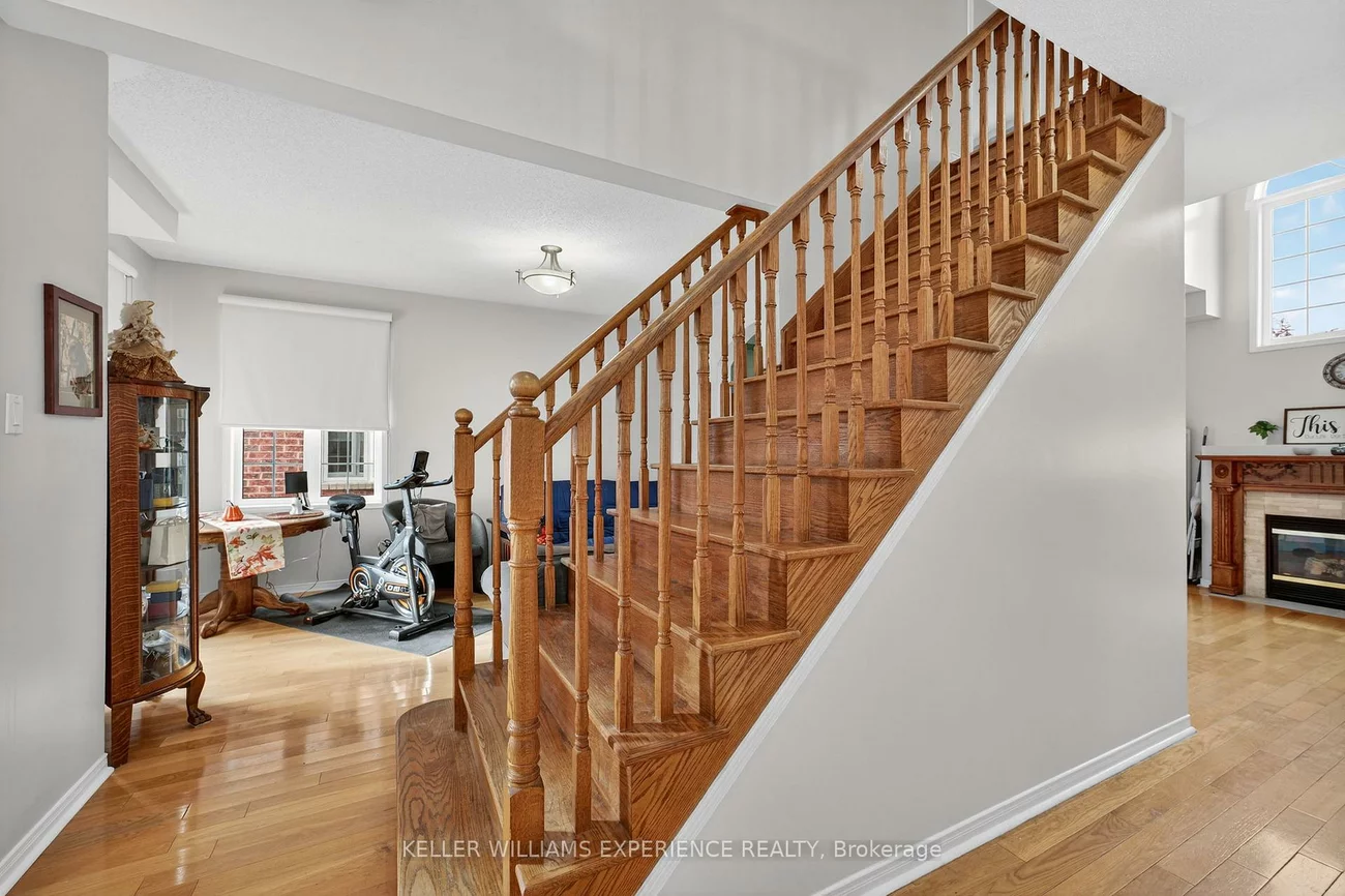 124, Tunbridge, Georgian Drive, Barrie