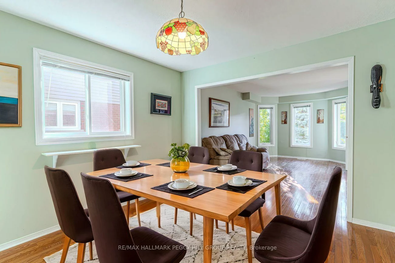 58, McDougall, West Bayfield, Barrie