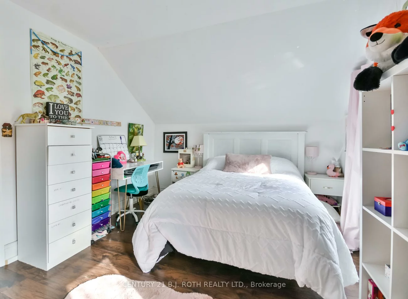 86, Henry, Queen's Park, Barrie