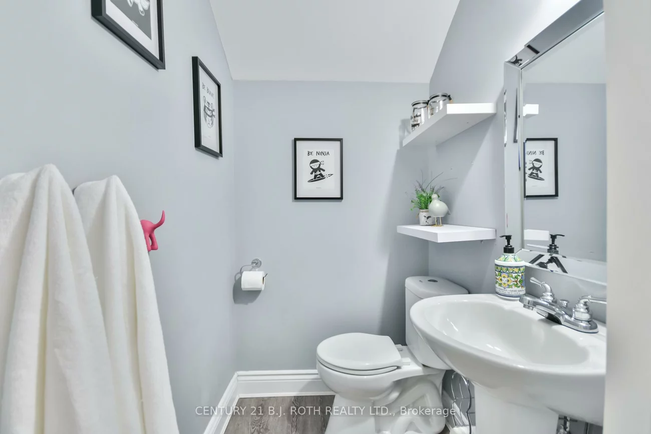 86, Henry, Queen's Park, Barrie