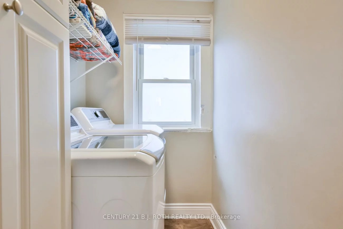 86, Henry, Queen's Park, Barrie