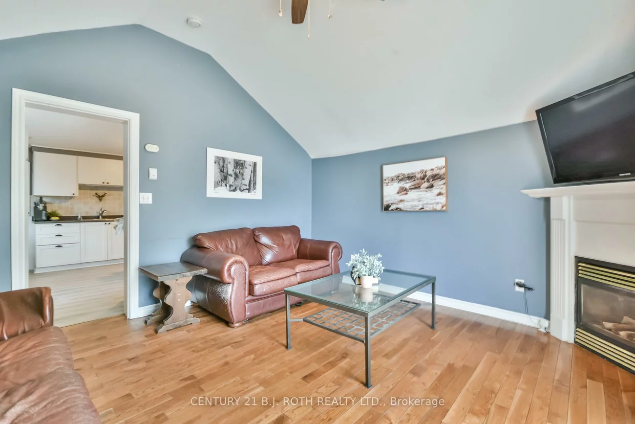 86, Henry, Queen's Park, Barrie