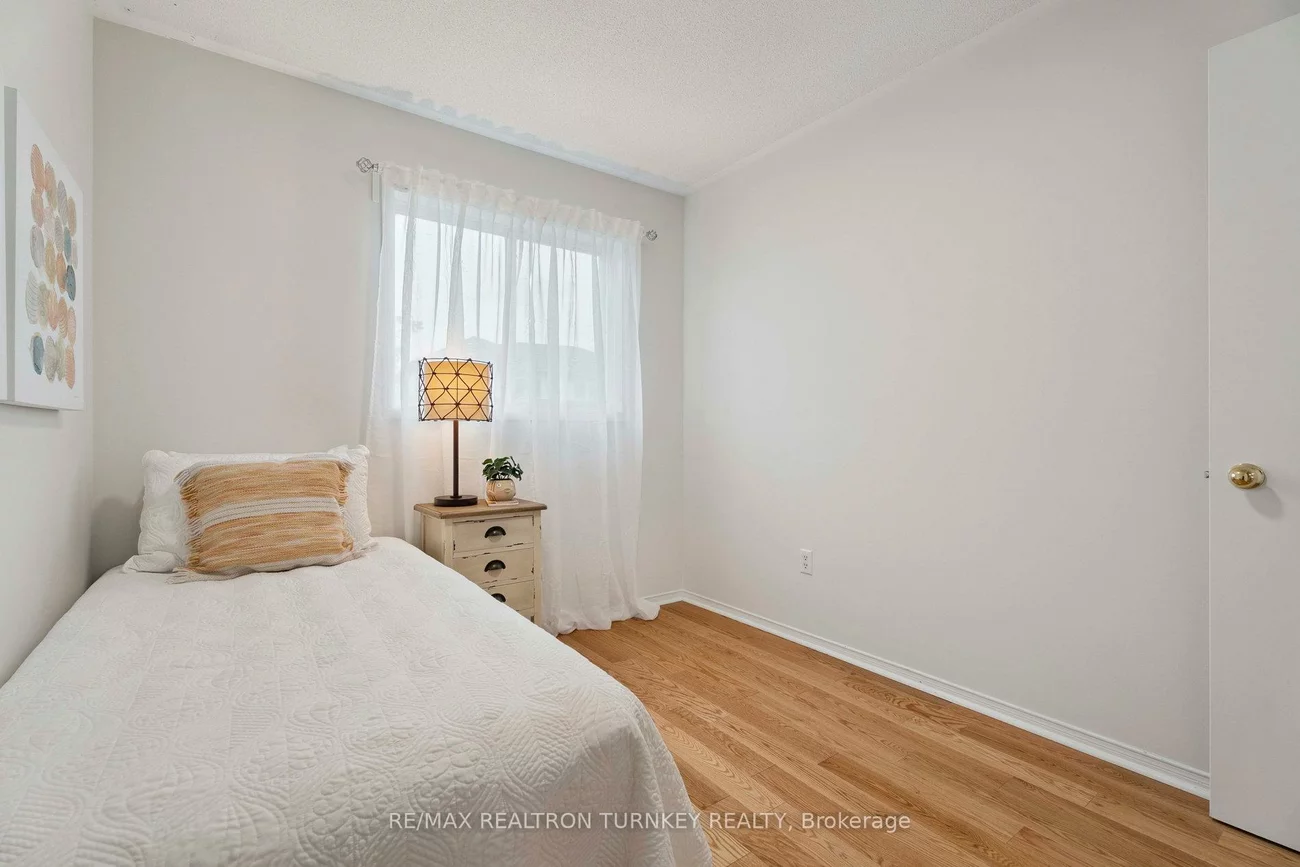 83, Pickett, Painswick North, Barrie