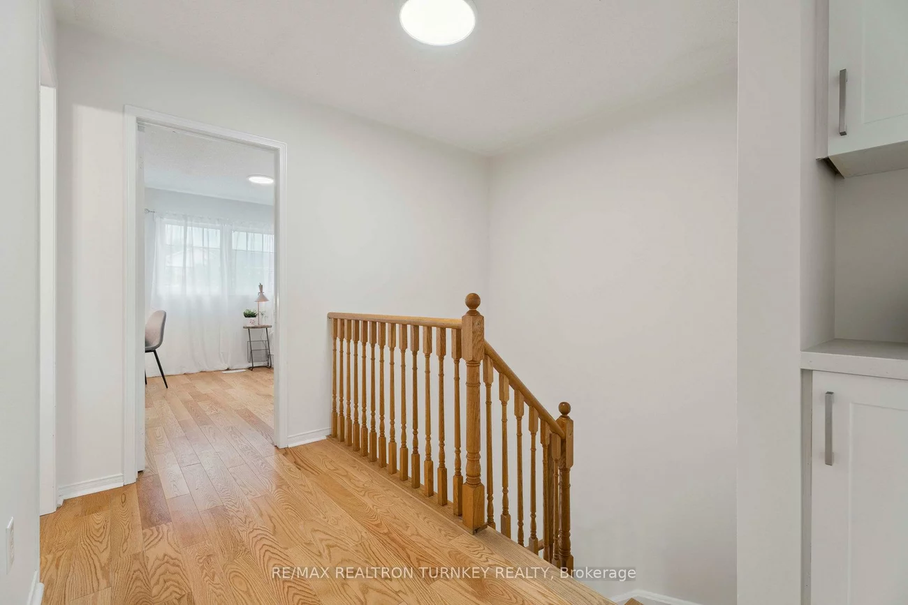 83, Pickett, Painswick North, Barrie