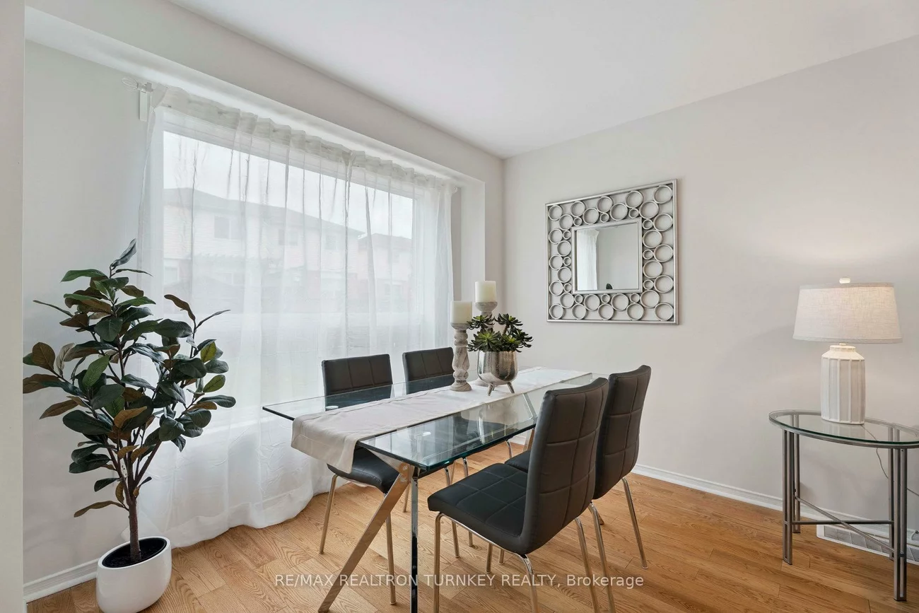 83, Pickett, Painswick North, Barrie