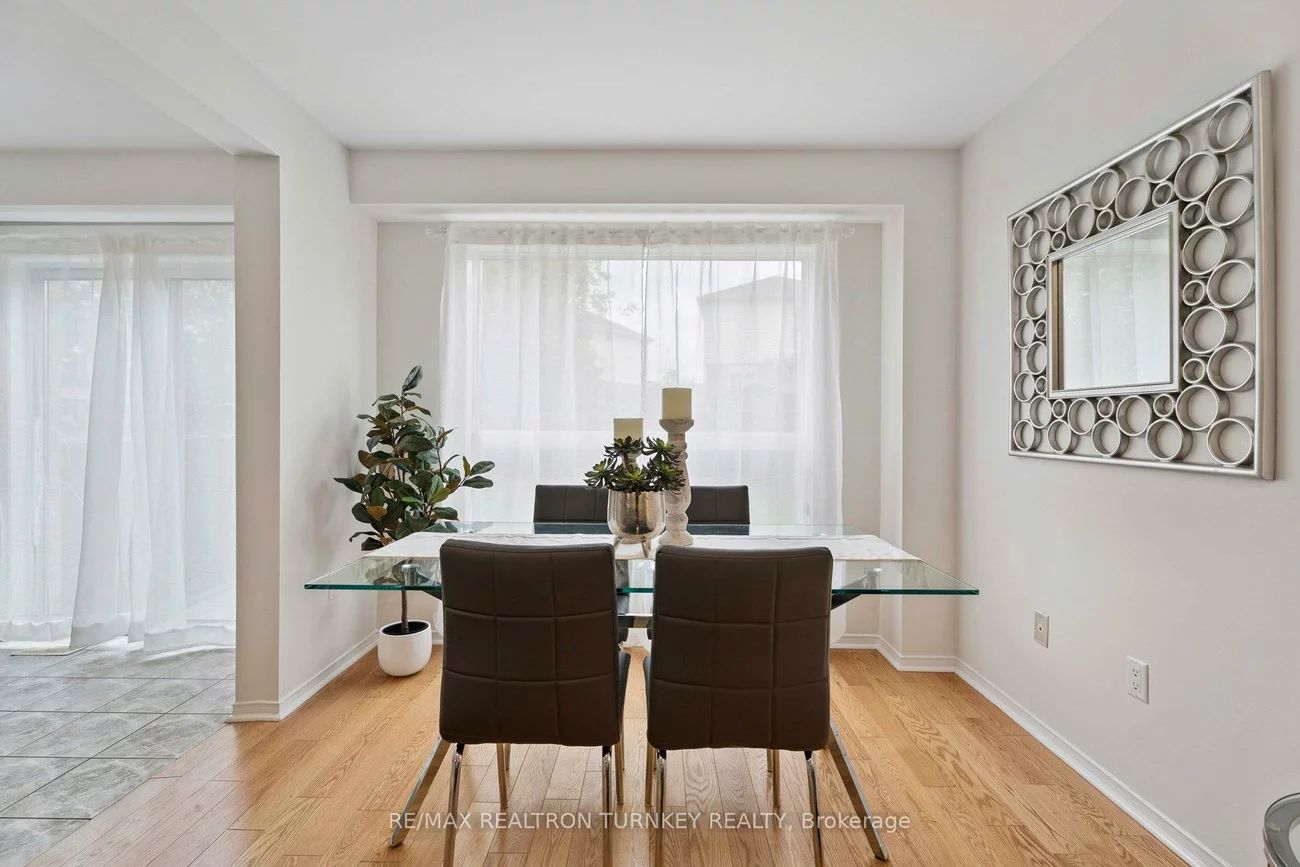 83, Pickett, Painswick North, Barrie