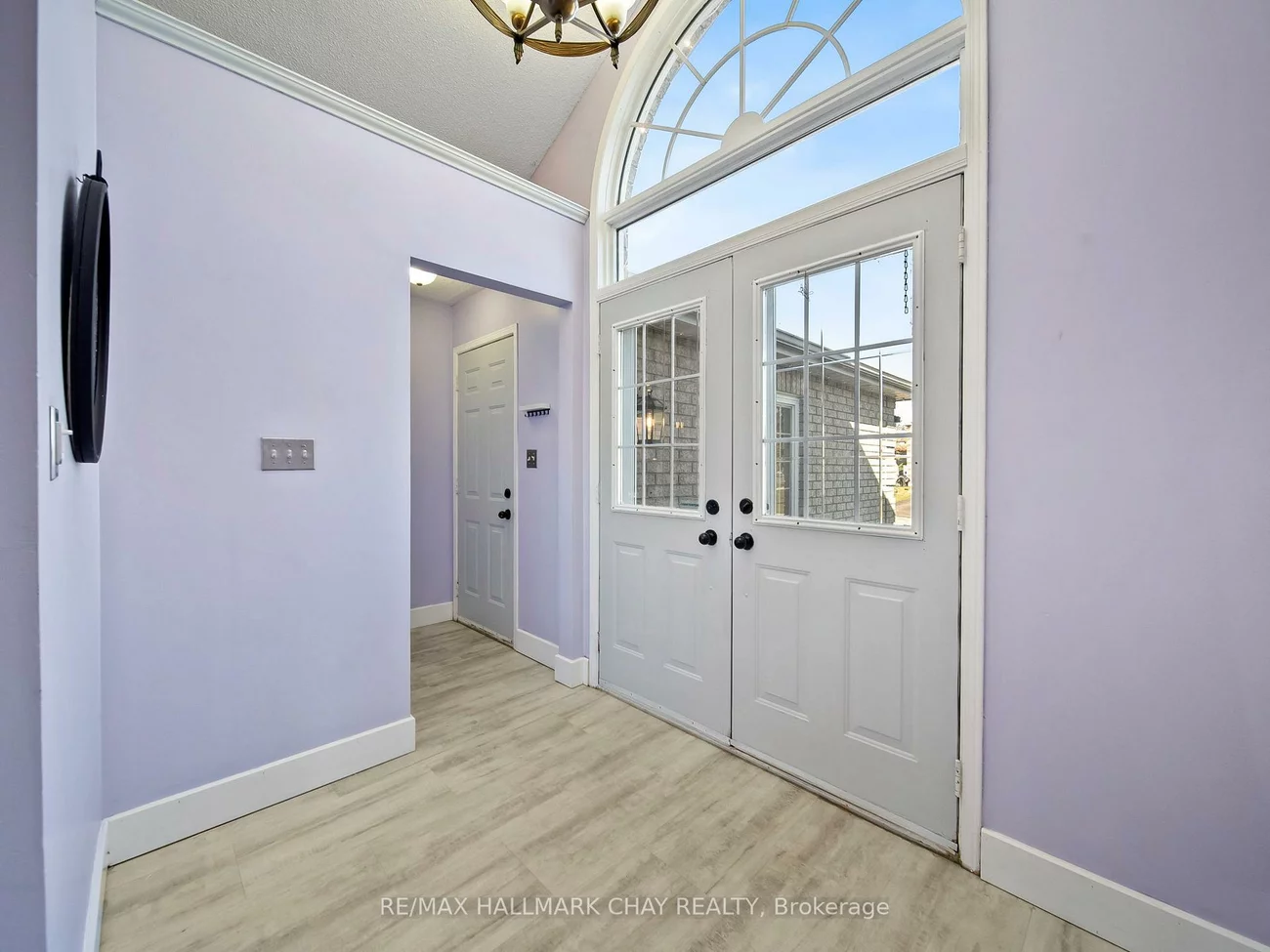 7, ASSINIBOINE, Holly, Barrie