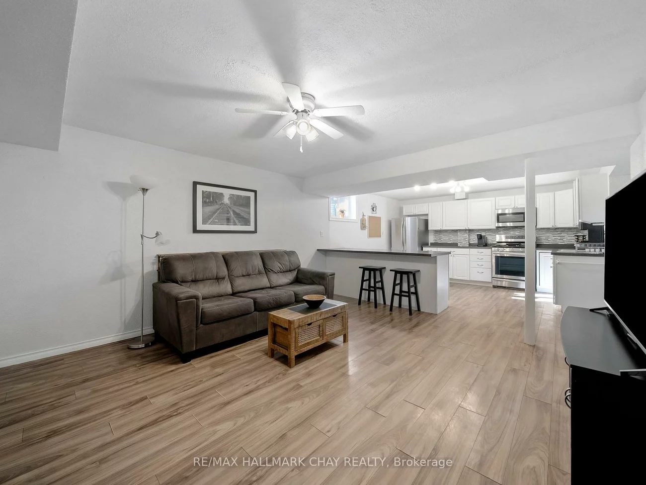 7, ASSINIBOINE, Holly, Barrie