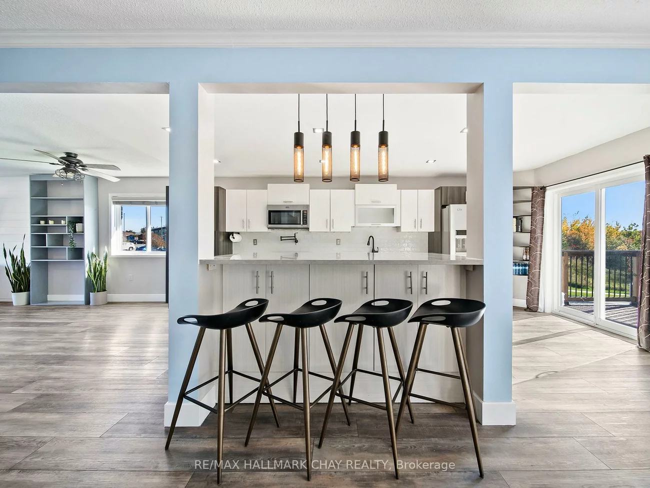 7, ASSINIBOINE, Holly, Barrie