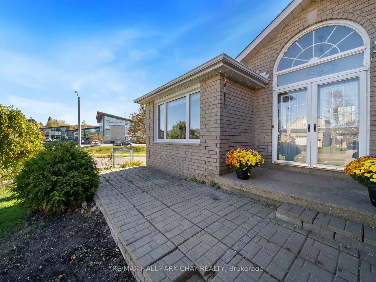 7, ASSINIBOINE, Holly, Barrie