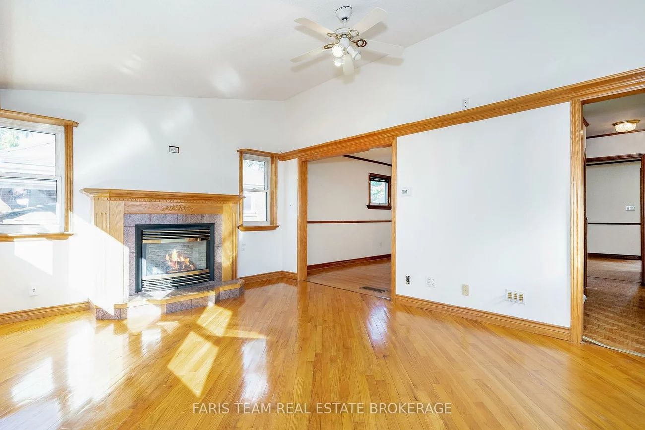 31, Napier, Codrington, Barrie