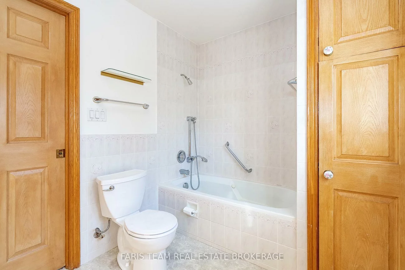 31, Napier, Codrington, Barrie