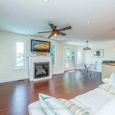 11, Ottaway, Wellington, Barrie