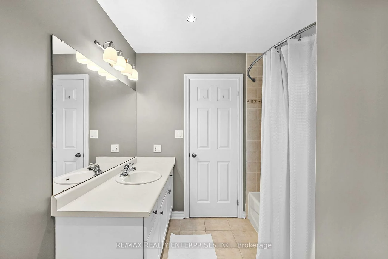 76, Balmoral, Innis-Shore, Barrie