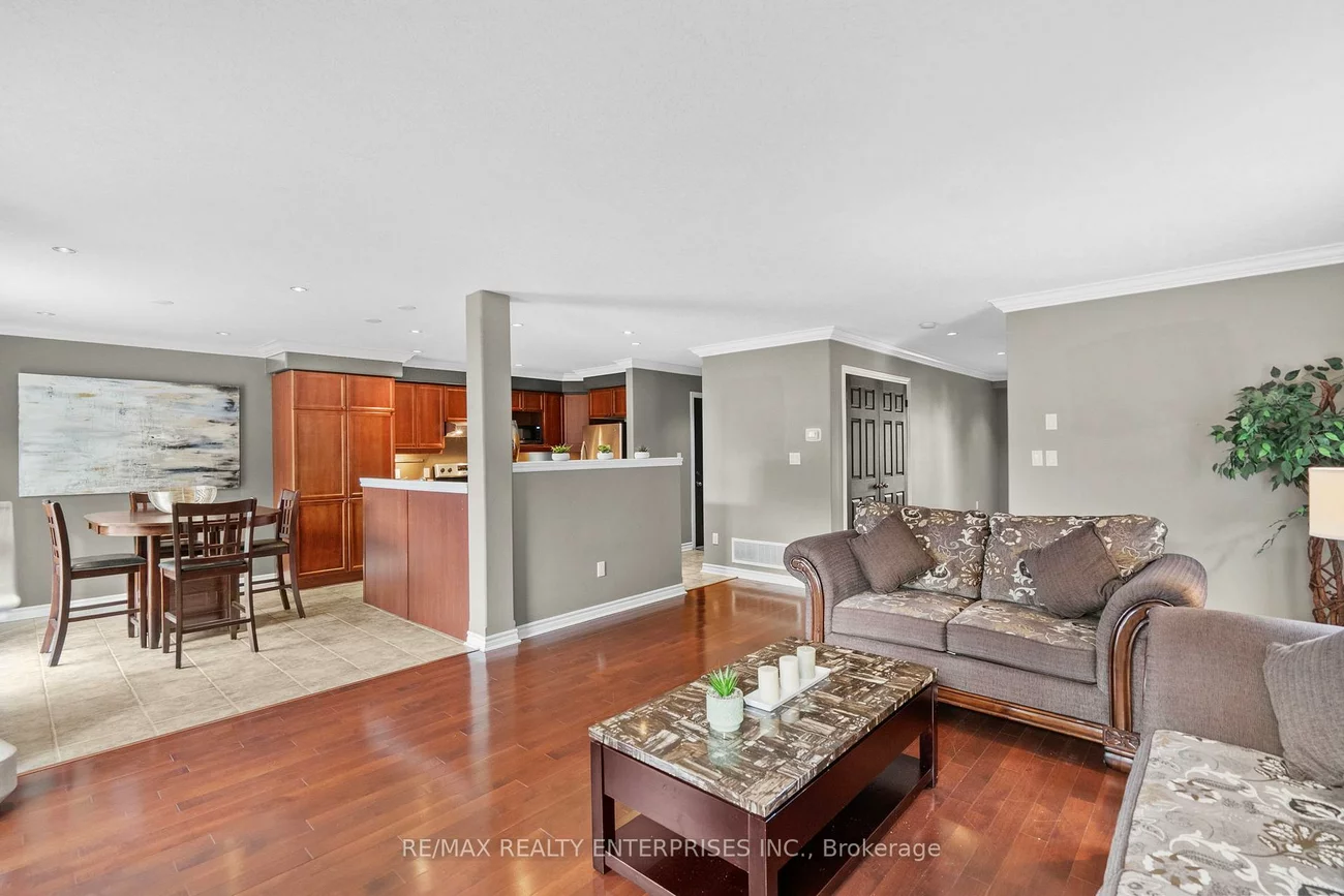 76, Balmoral, Innis-Shore, Barrie