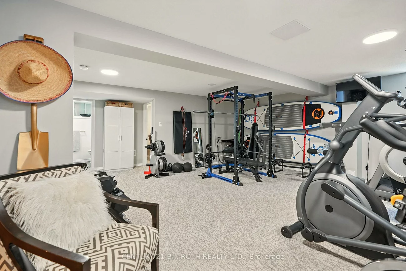 55, HOLLY MEADOW, Holly, Barrie