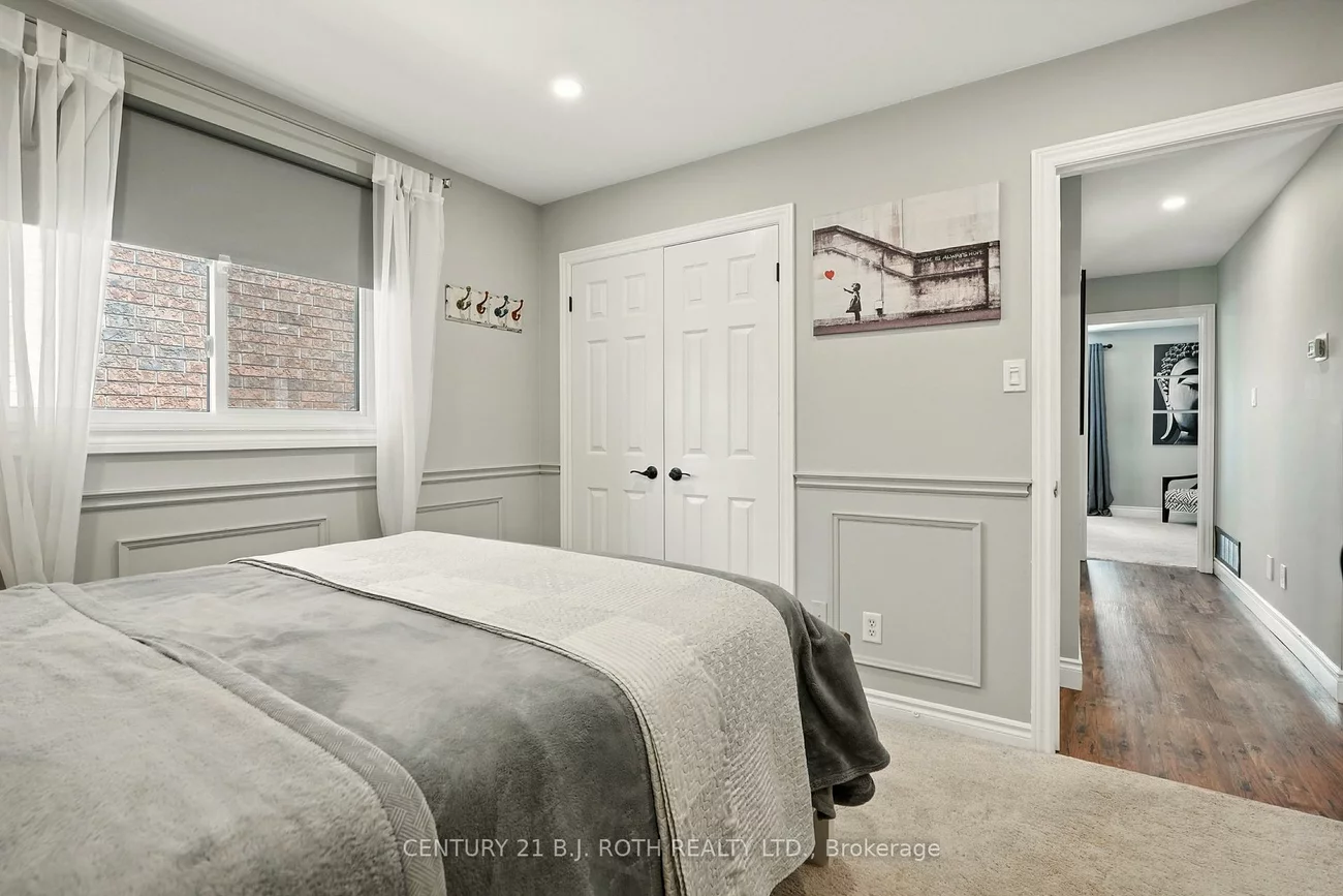 55, HOLLY MEADOW, Holly, Barrie