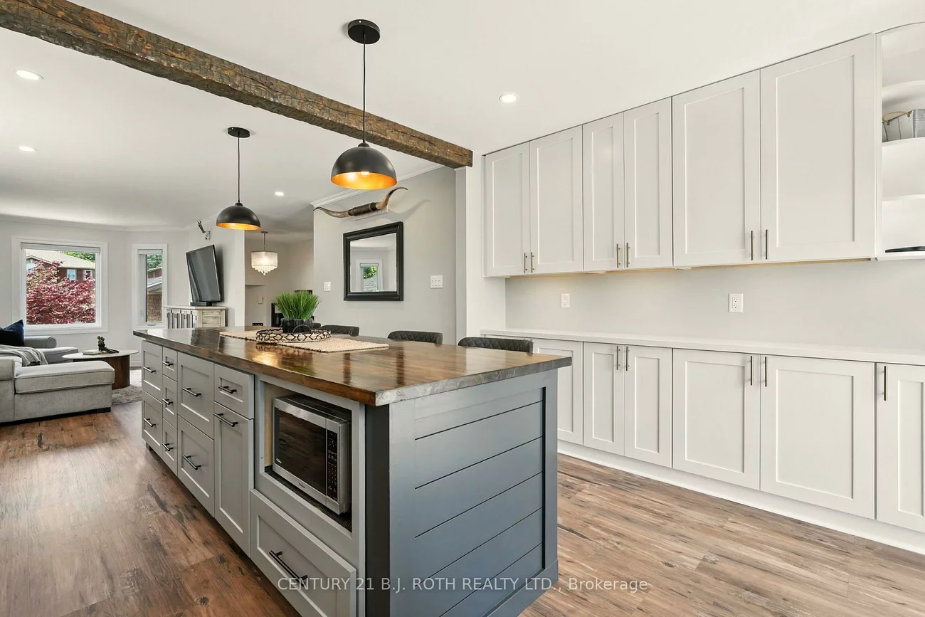 55, HOLLY MEADOW, Holly, Barrie