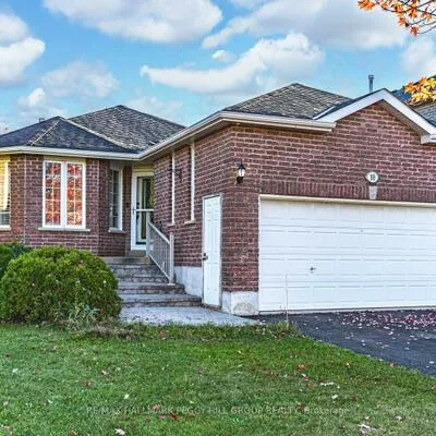 10, Stephanie, Painswick South, Barrie