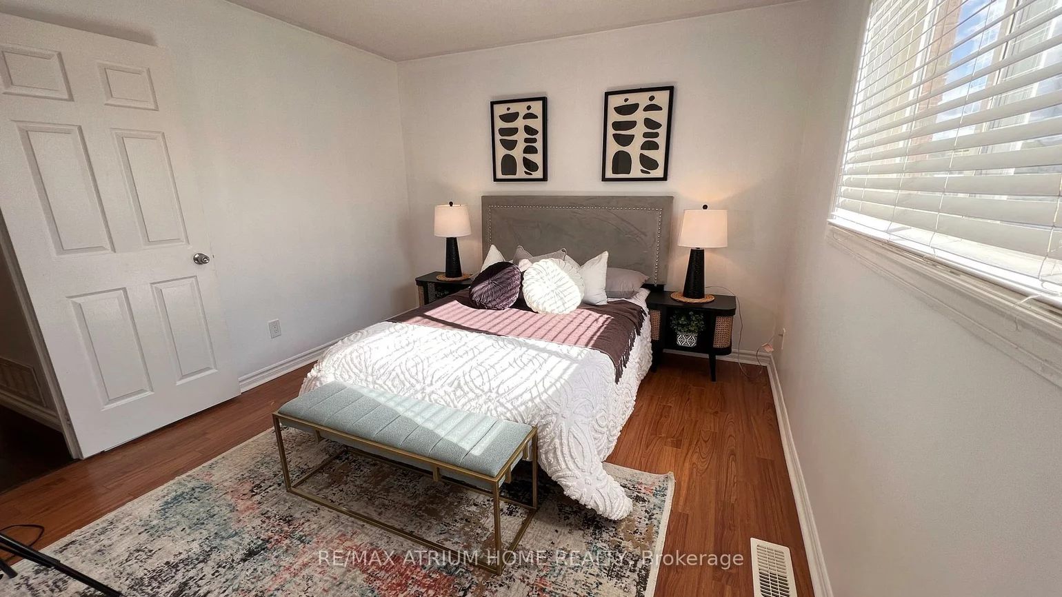 124, Monique, East Bayfield, Barrie