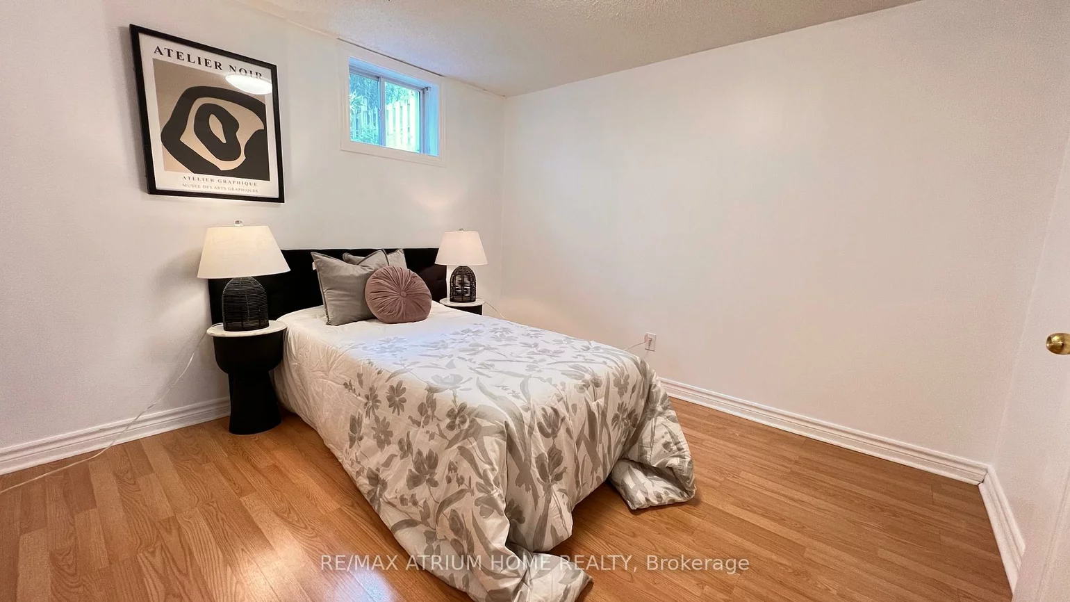 124, Monique, East Bayfield, Barrie