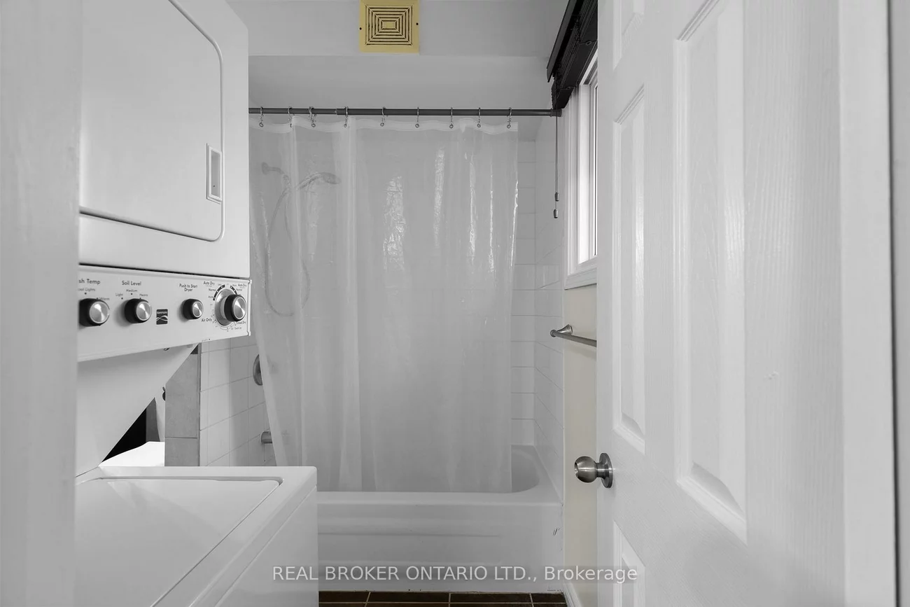 65, Ottaway, Wellington, Barrie