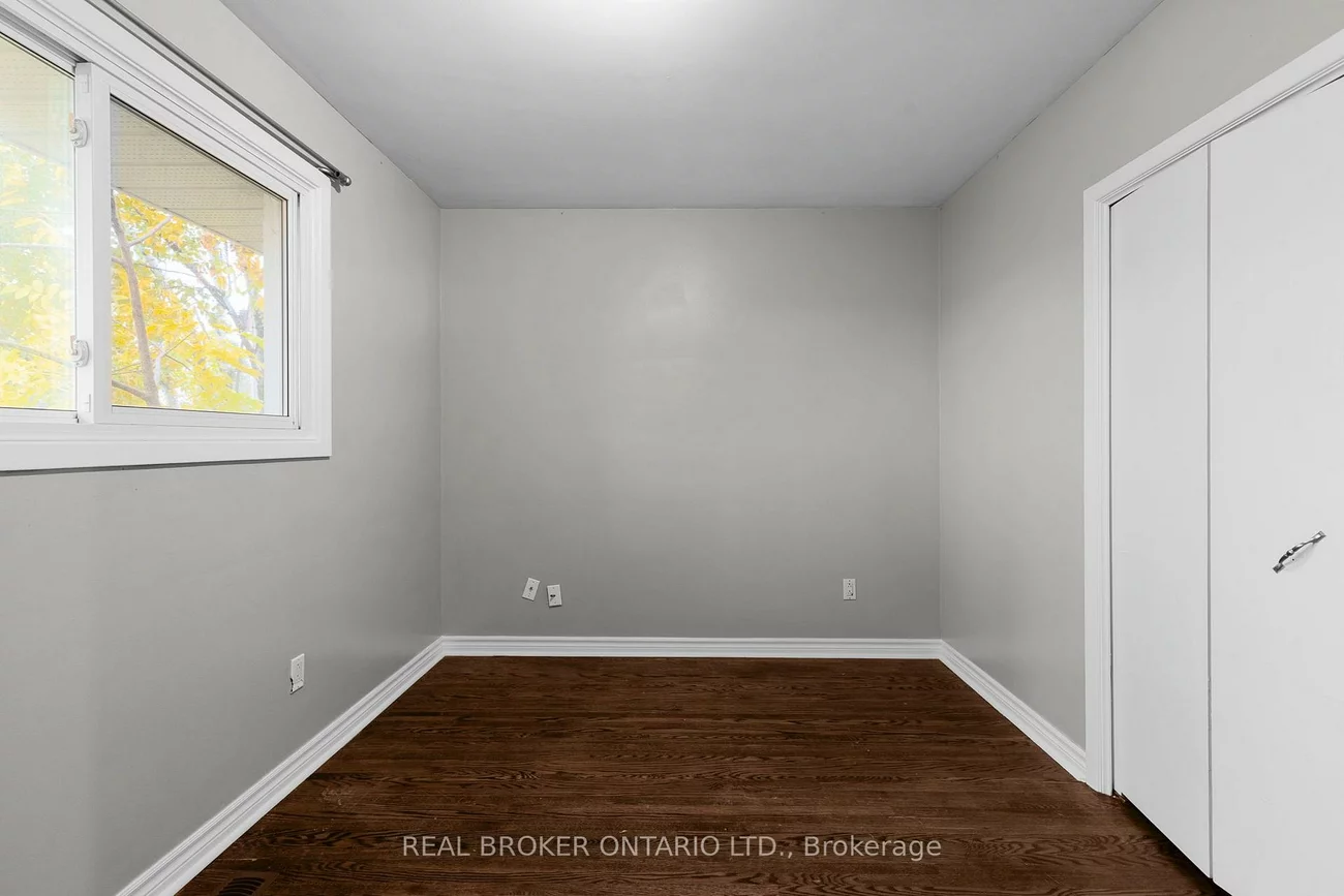 65, Ottaway, Wellington, Barrie