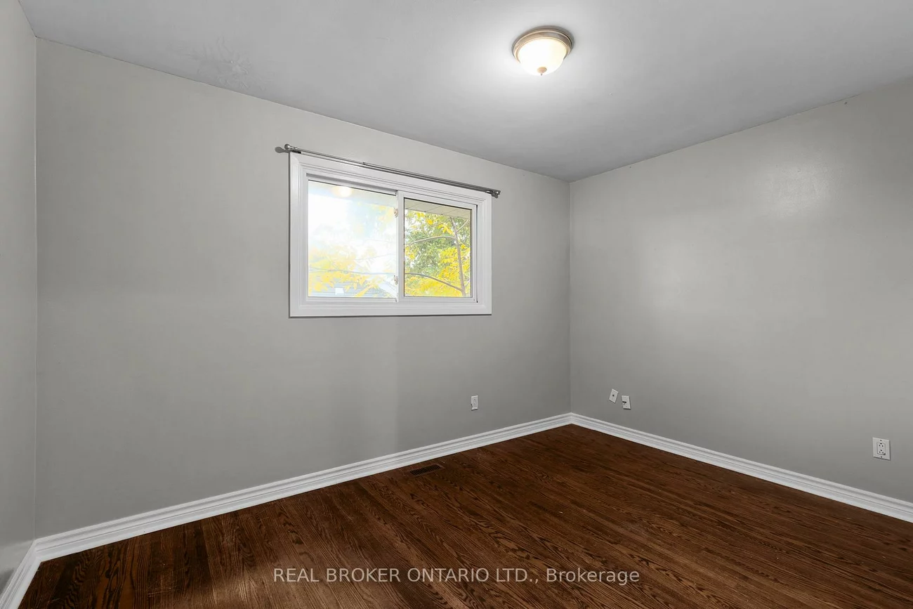 65, Ottaway, Wellington, Barrie