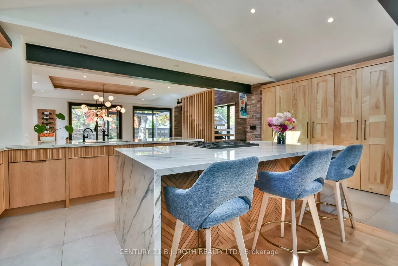 20, Weldon, Codrington, Barrie