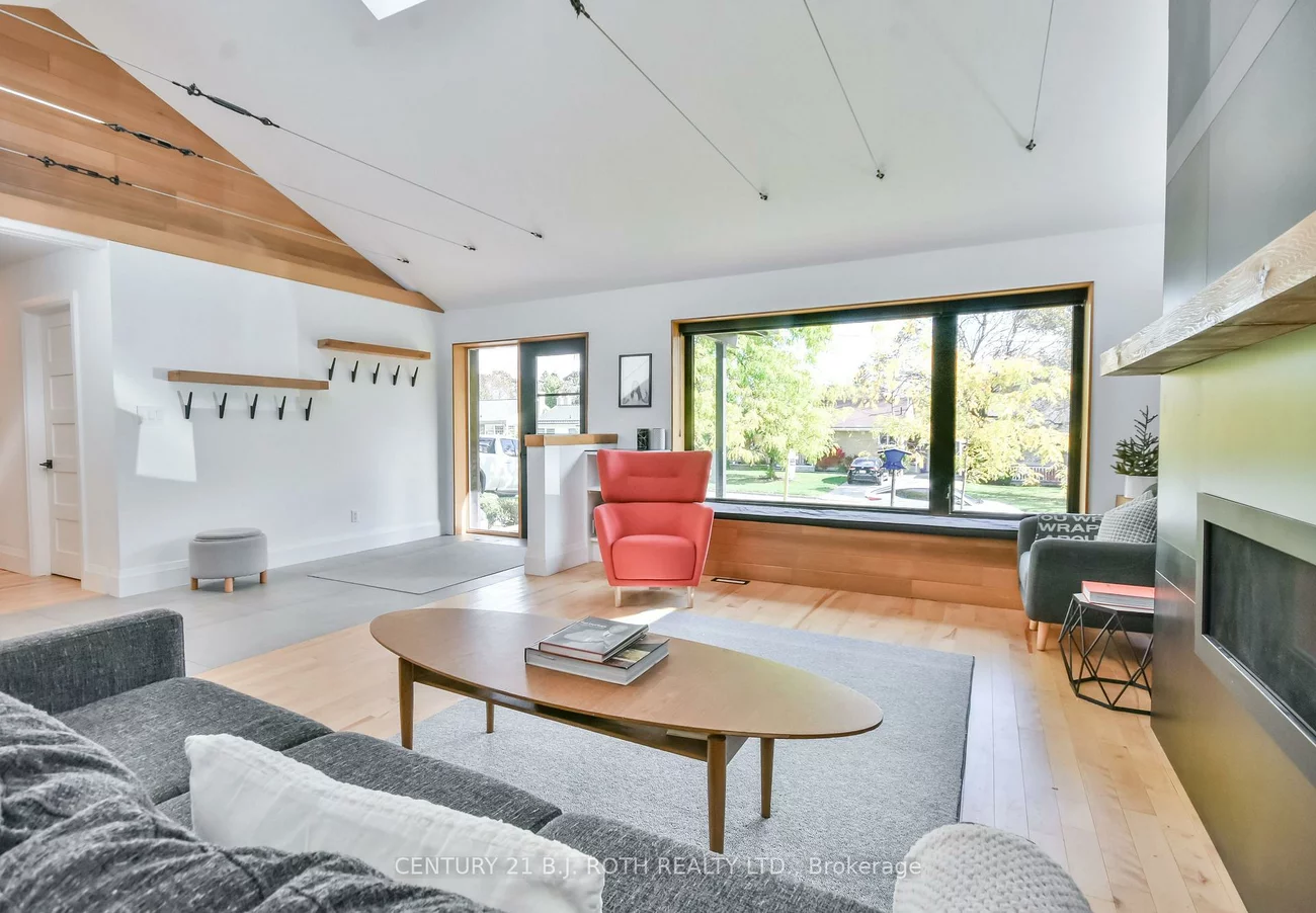 20, Weldon, Codrington, Barrie