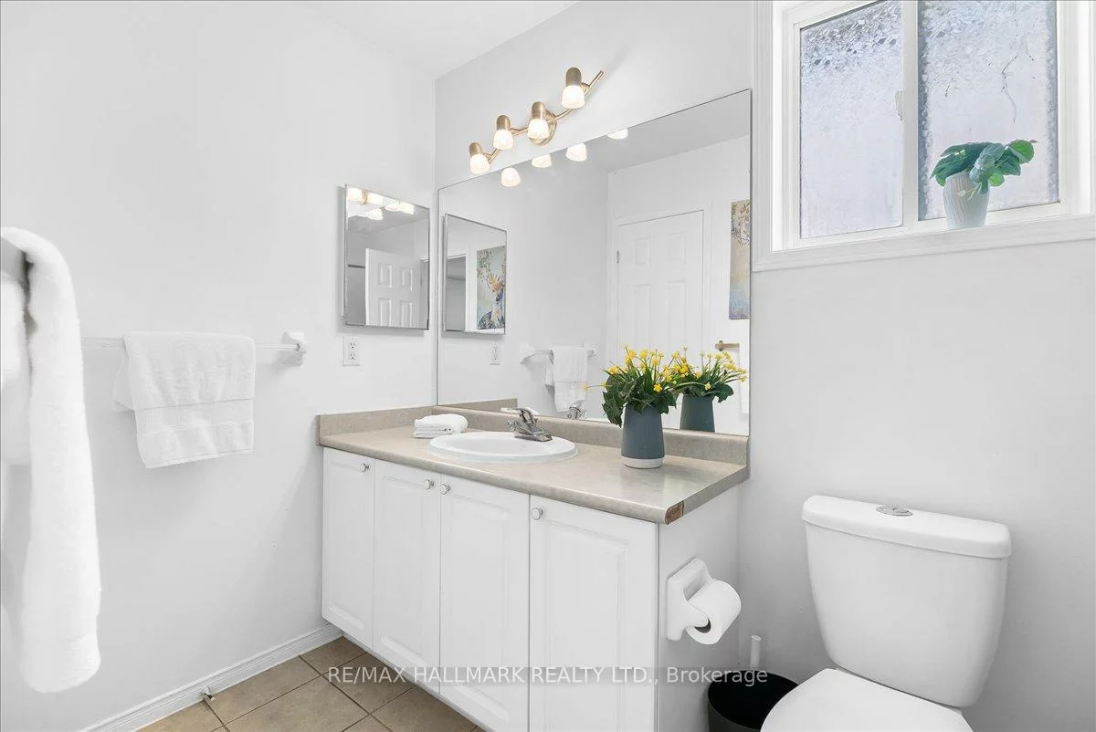 3, Masters, East Bayfield, Barrie