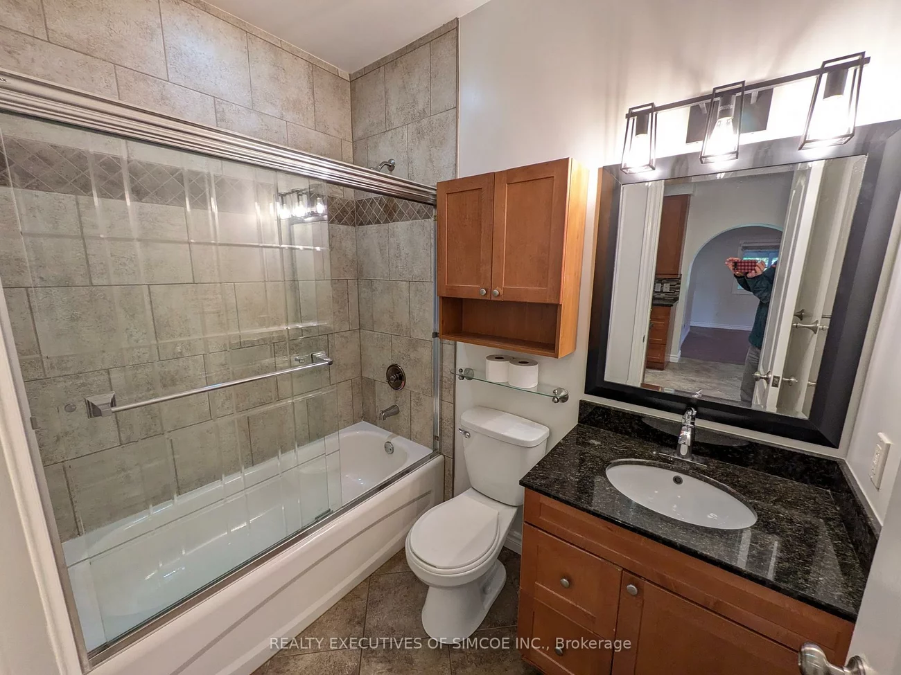 127, Innisfil, Sanford, Barrie