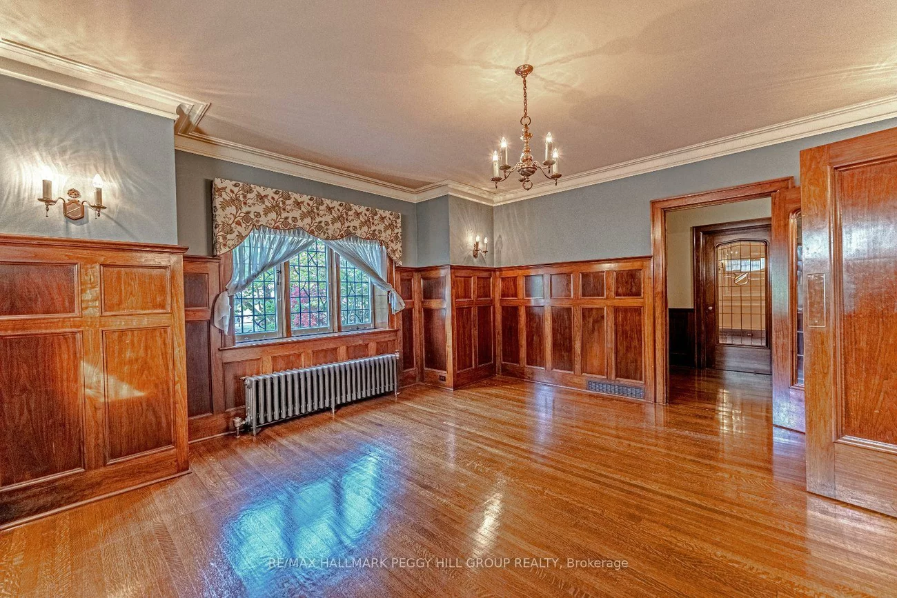 60, High, Queen's Park, Barrie