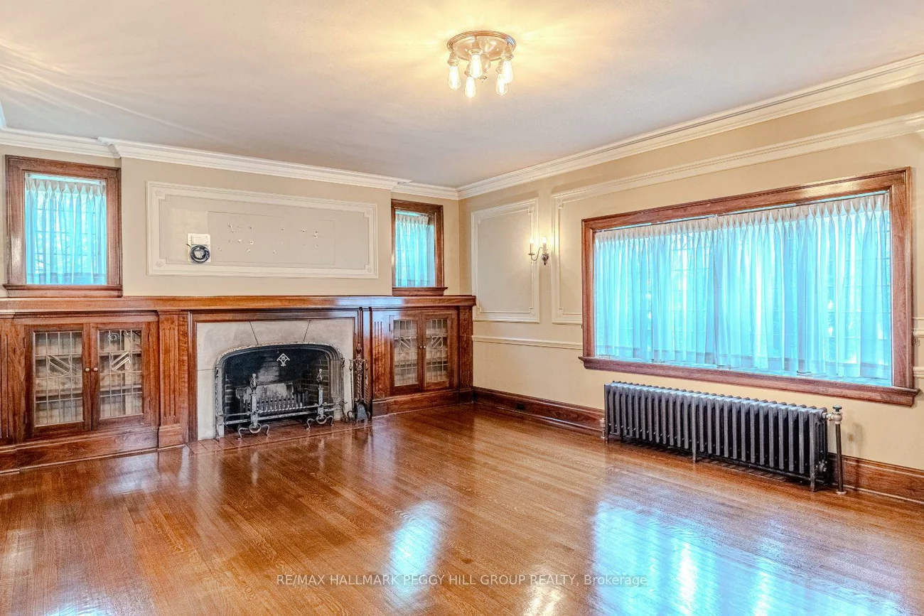 60, High, Queen's Park, Barrie