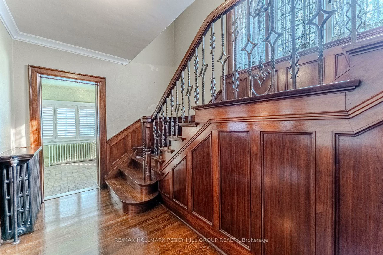 60, High, Queen's Park, Barrie