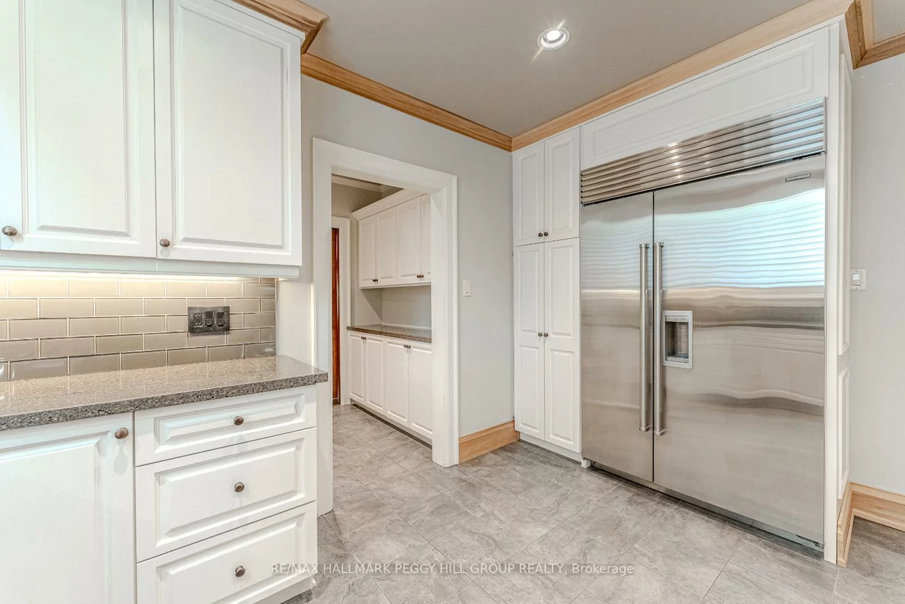 60, High, Queen's Park, Barrie