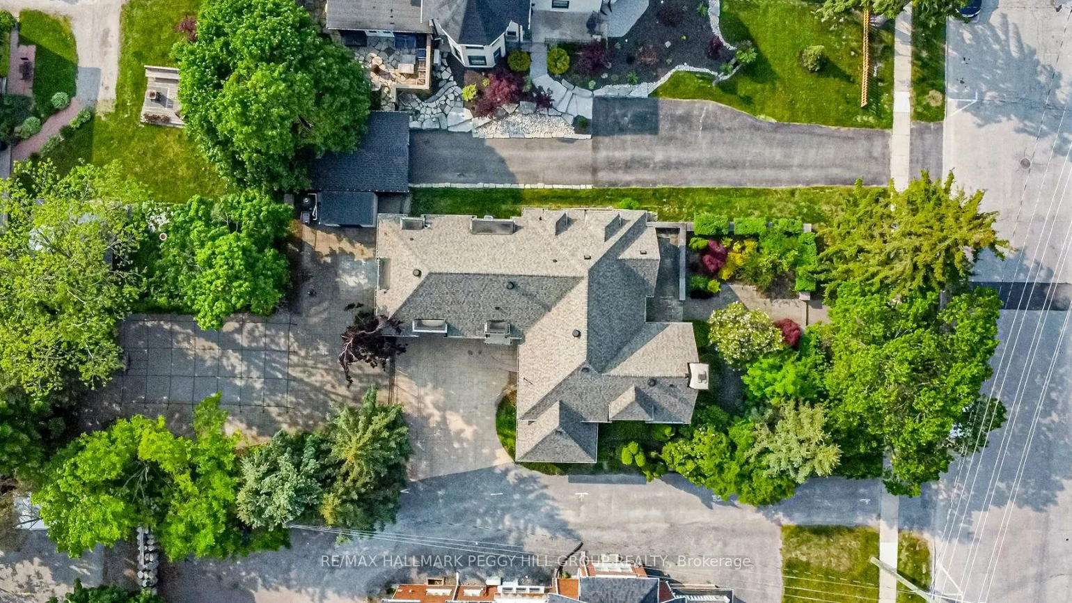 60, High, Queen's Park, Barrie