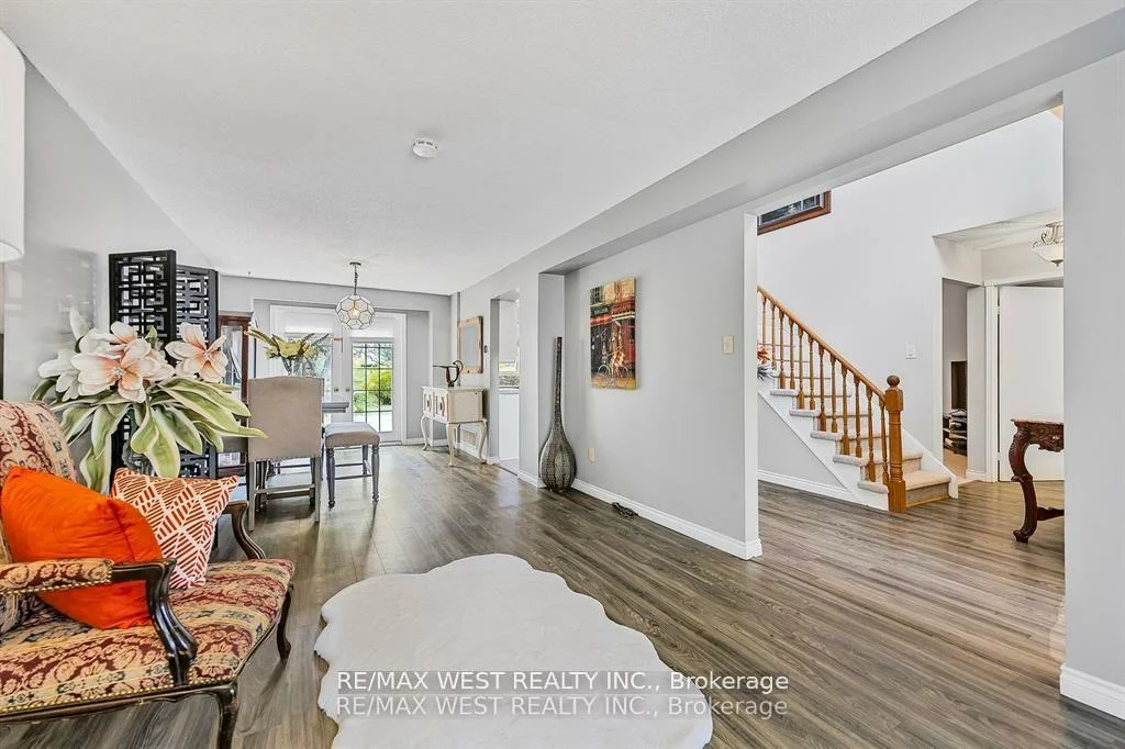 230, Browning, Letitia Heights, Barrie