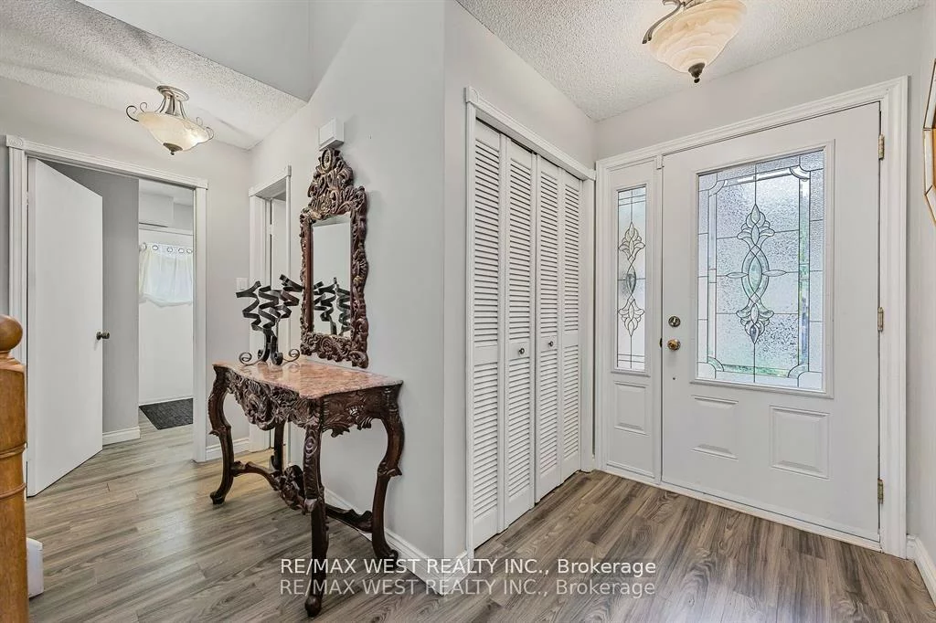 230, Browning, Letitia Heights, Barrie