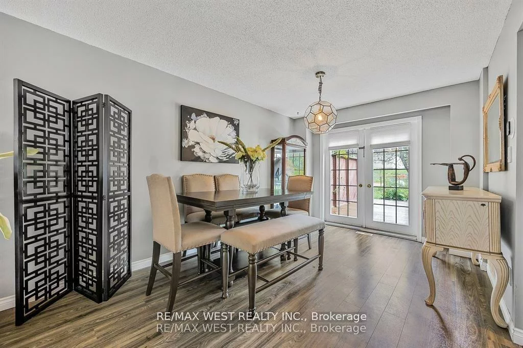 230, Browning, Letitia Heights, Barrie