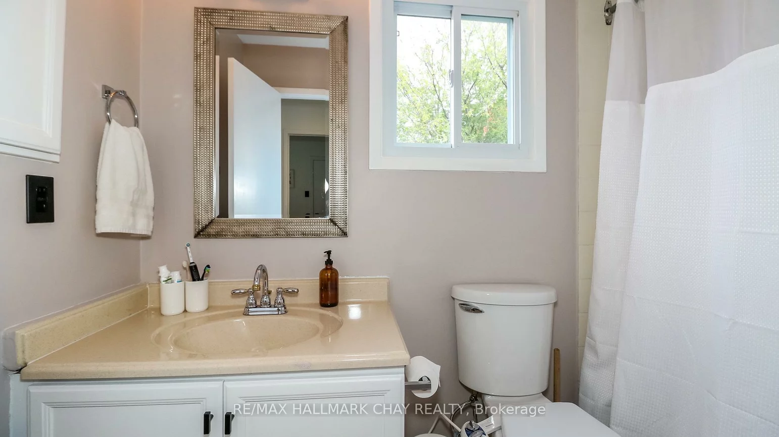 75, Elizabeth, Ardagh, Barrie