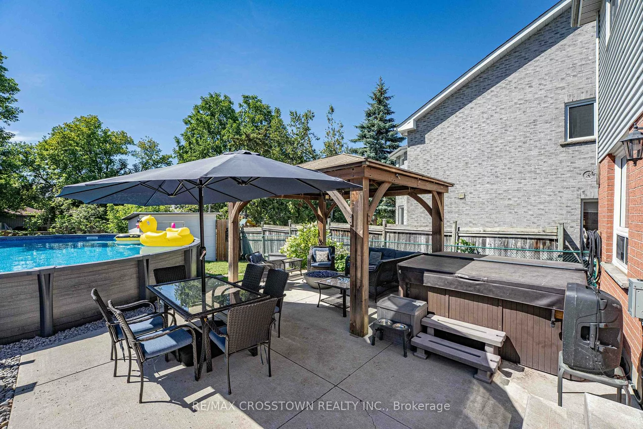 10, Carter, Painswick South, Barrie