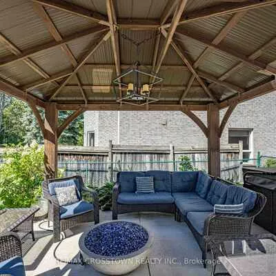 10, Carter, Painswick South, Barrie