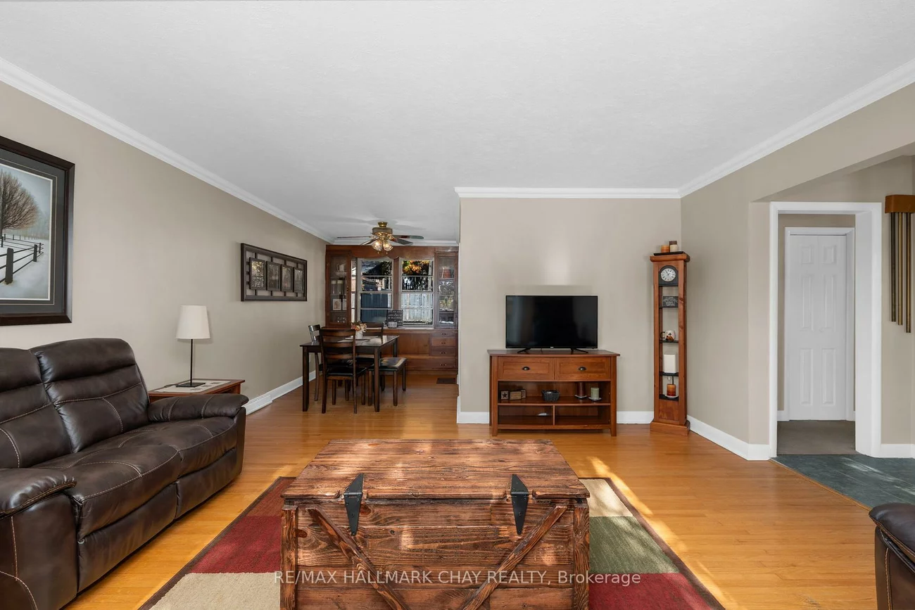 36, Grove, Wellington, Barrie